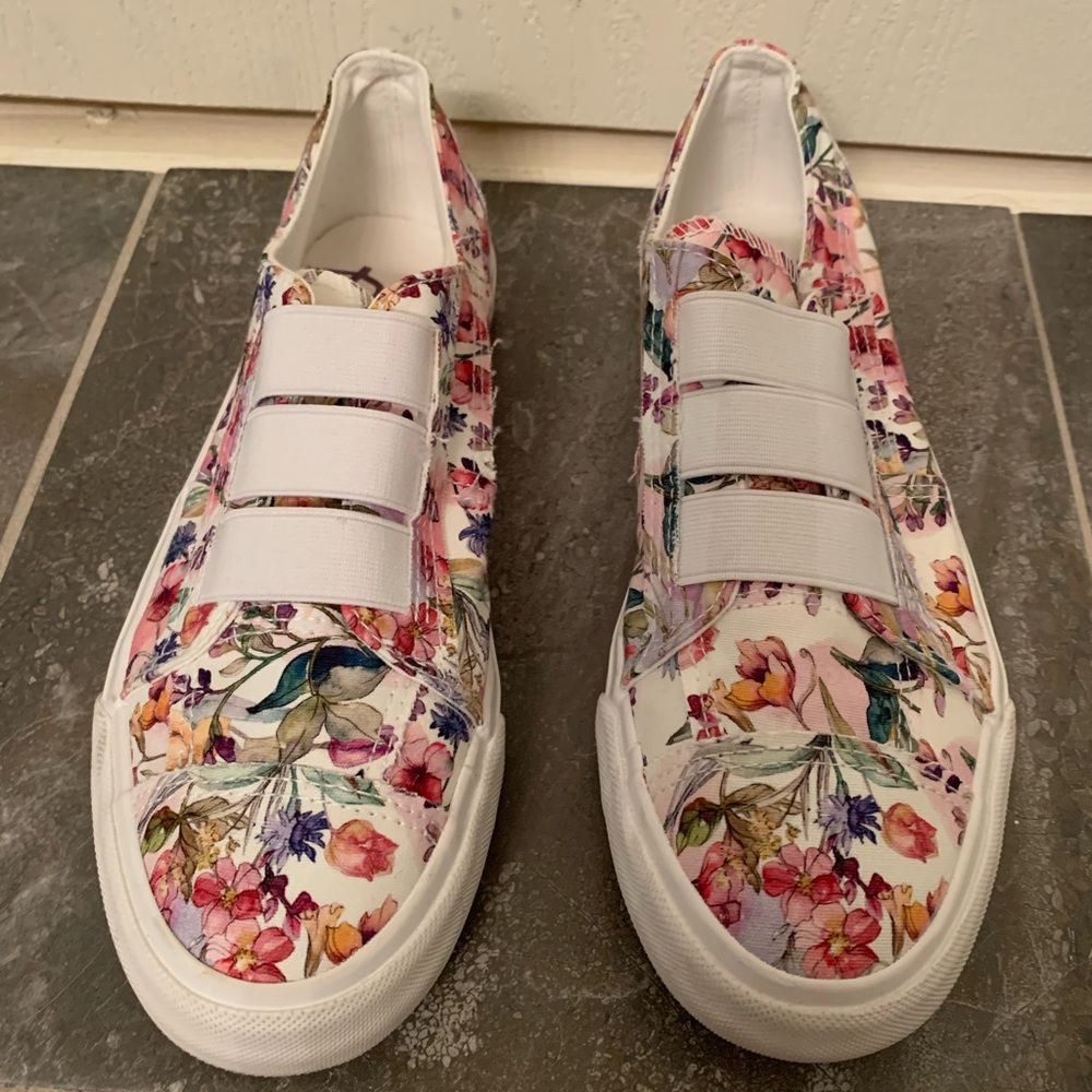 BF by Blowfish tennis shoes